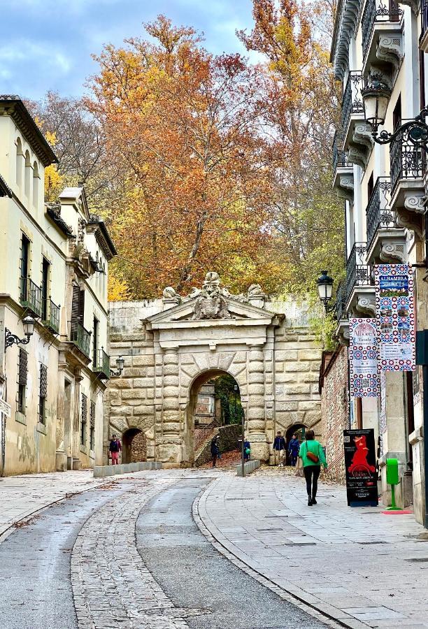 Apartamento A Las Puertas De La Alhambra Granada Bagian luar foto